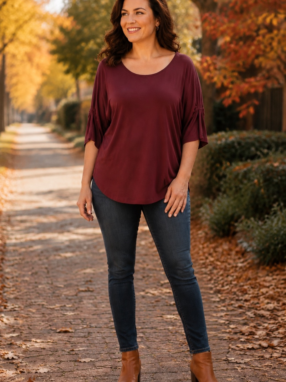 Agnes & Dora Scoop Neck Short Sleeve Top in Wine